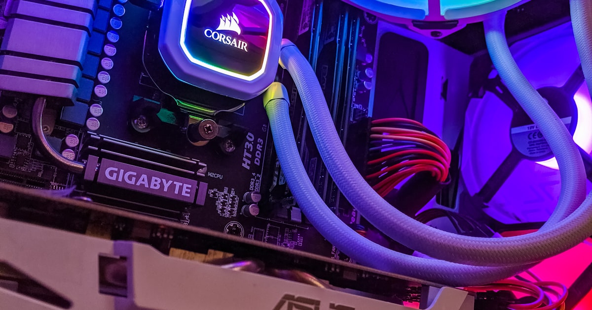 SSD vs HDD 2026: Perbandingan Lengkap, Mana yang Lebih Worth It?